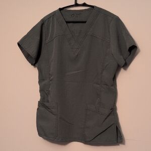 Wink Scrub Top